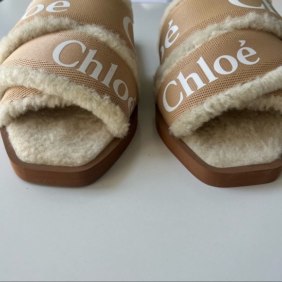 NWT Chloé Woody Shearling Slides in Soft Tan 39 EU - Picture 6 of 9